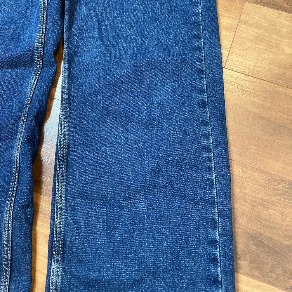 Levis Signature Gold relaxed denim - Picture 12 of 13